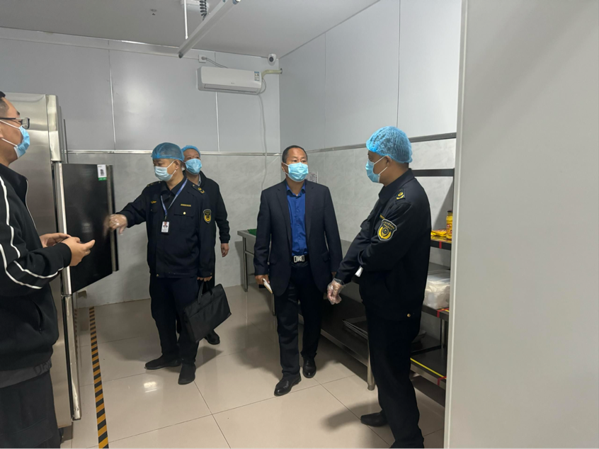 赤峰应用技术职业学院携手共建食品安全 并肩同创和谐校园